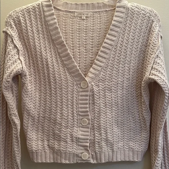 Ultra Flirt Textured Knit Button-Front Cardigan – NWT Small - Picture 3 of 10